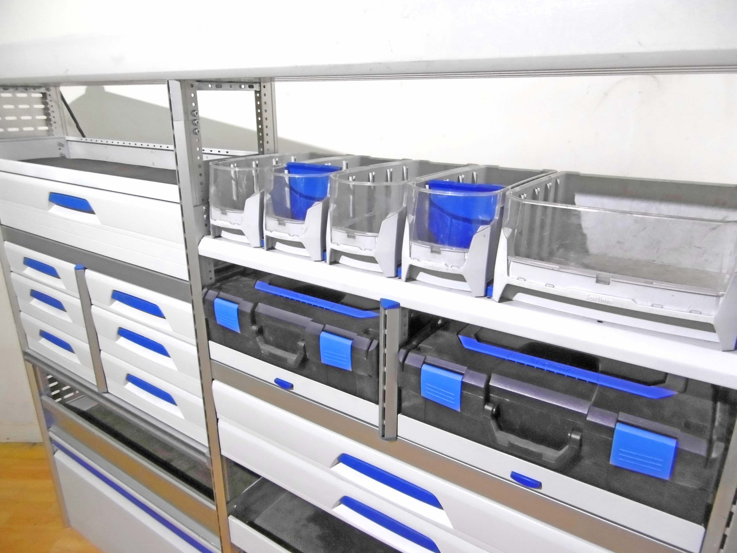 T-FES BAYERN/NÜRNBERG gebrauchte SORTIMO Fahrzeugeinrichtung Sprinter Ducato