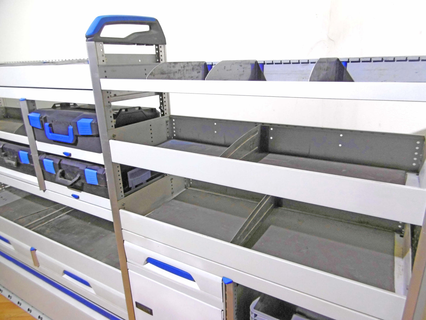 T-FES BAYERN/NÜRNBERG gebrauchte SORTIMO Fahrzeugeinrichtung Crafter Ducato Sprinter