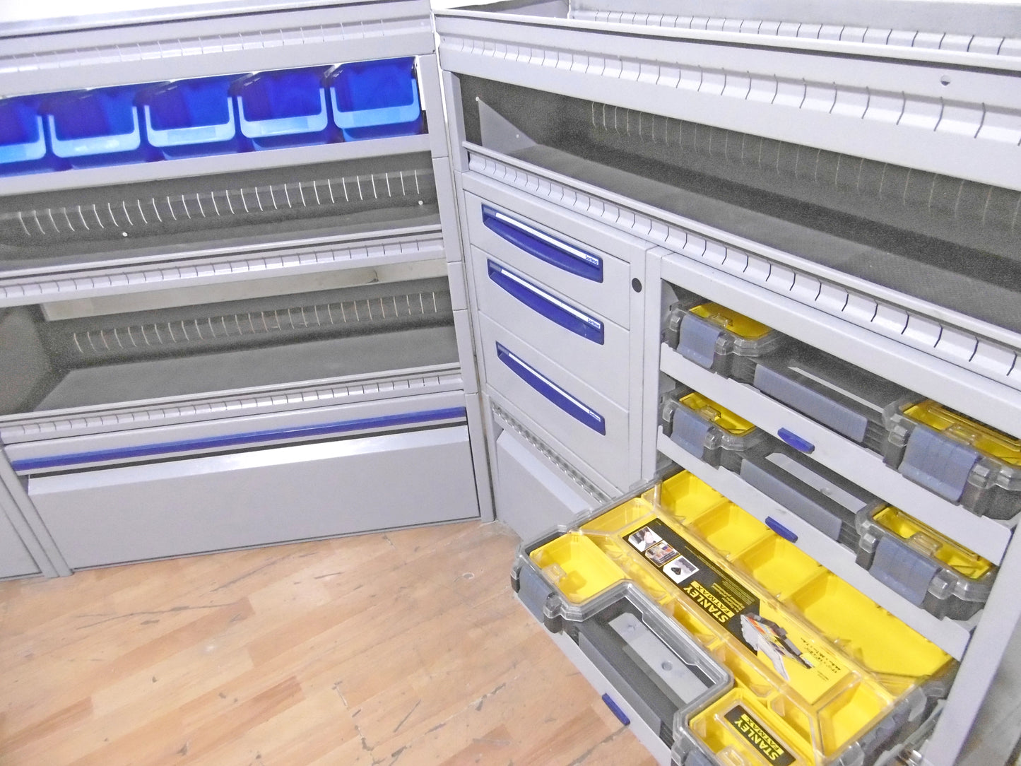 T-FES BAYERN/NÜRNBERG gebrauchte SORTIMO Fahrzeugeinrichtung Vito T 6 Crafter