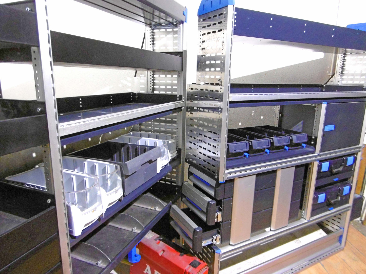 T-FES BAYERN/NÜRNBERG gebrauchte Fahrzeugeinrichtung SORTIMO  Sprinte Crafter Ducato