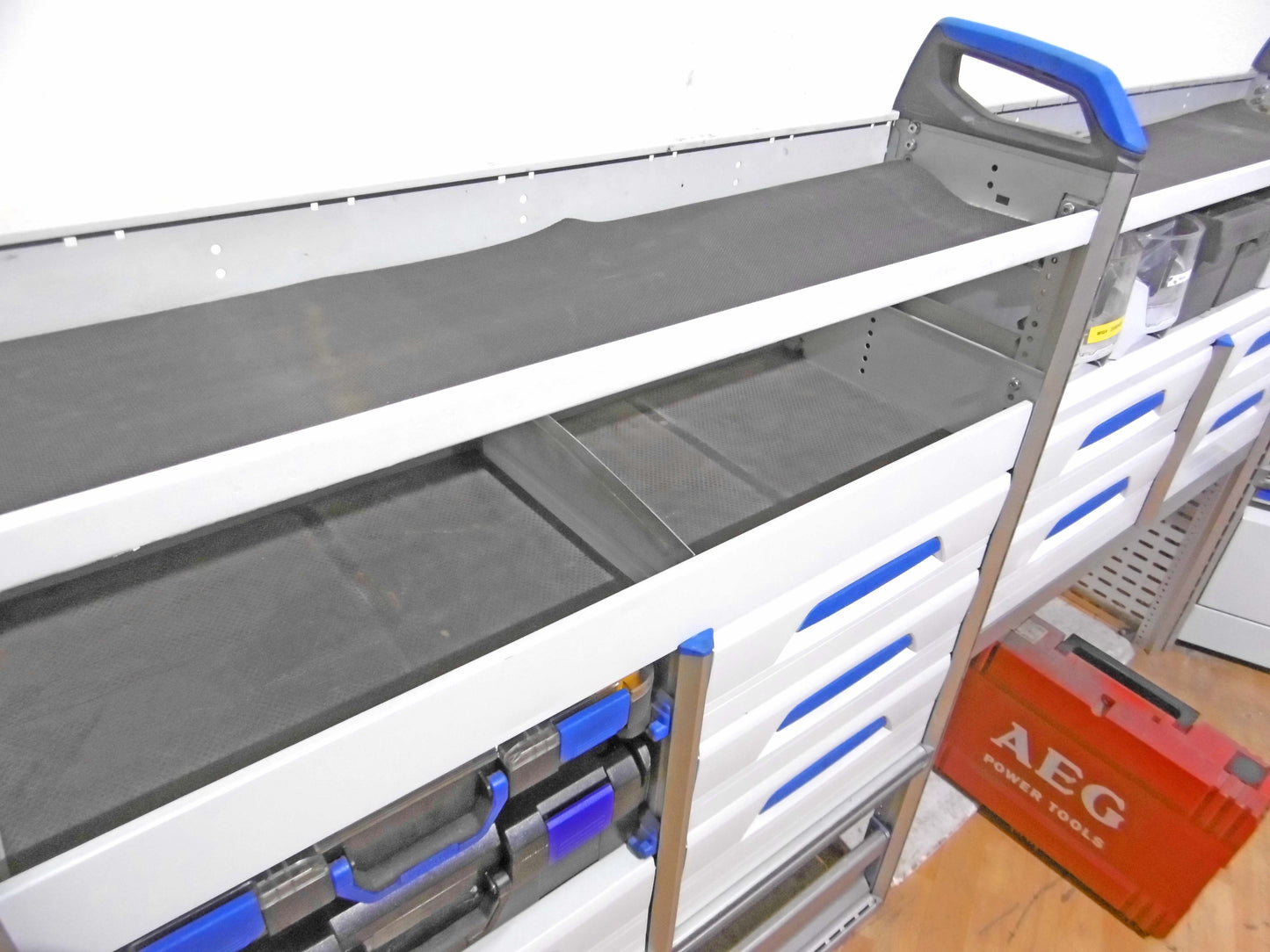 T-FES BAYERN/NÜRNBERG gebrauchte SORTIMO Fahrzeugeinrichtung Vito T 6 Crafter Transit