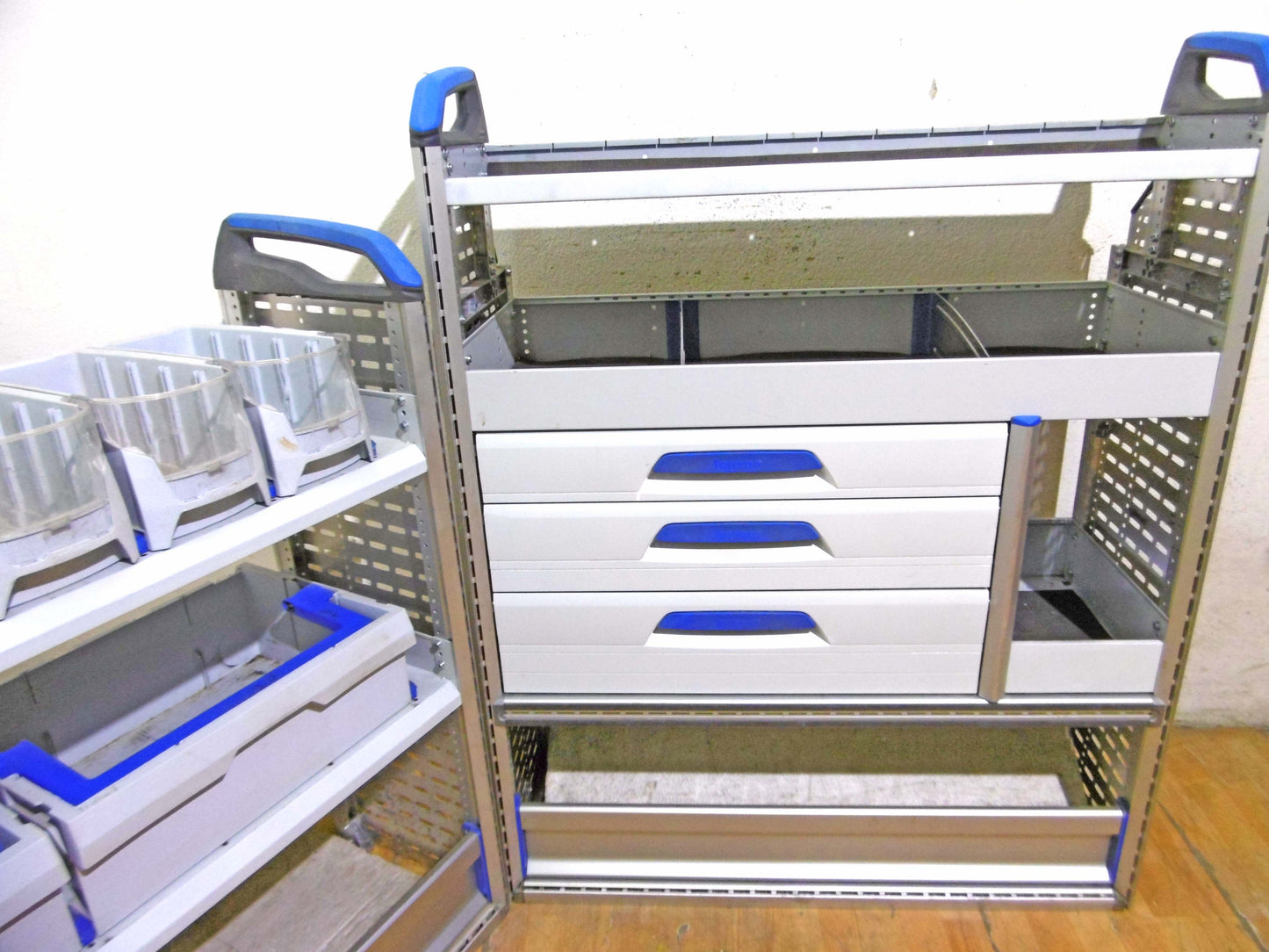 T-FES BAYERN/NÜRNBERG gebrauchte SORTIMO Fahrzeugeinrichtung T 5/6 Custom Transit