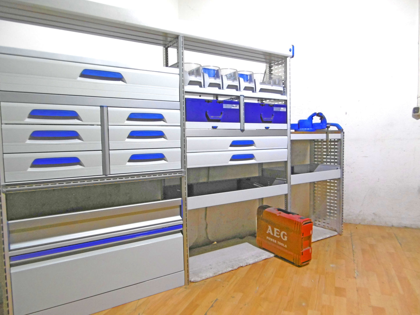 T-FES BAYERN/NÜRNBERG gebrauchte SORTIMO Fahrzeugeinrichtung Sprinter Ducato