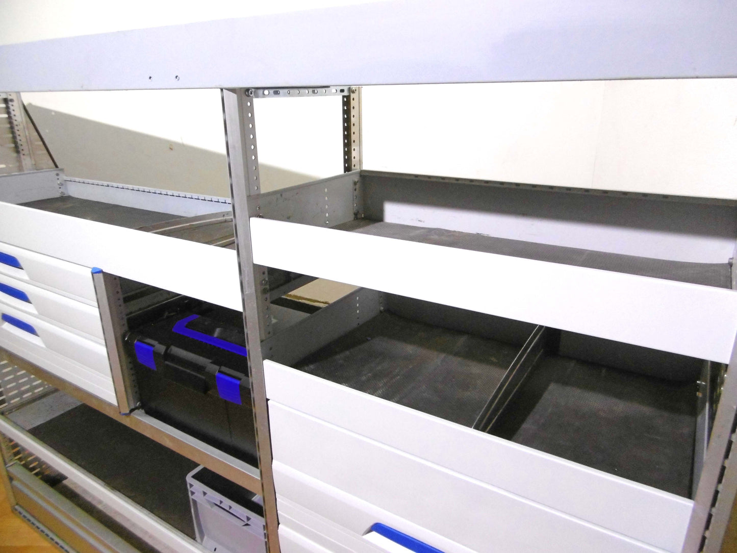 T-FES BAYERN/NÜRNBERG gebrauchte SORTIMO Fahrzeugeinrichtung Crafter Ducato Sprinter