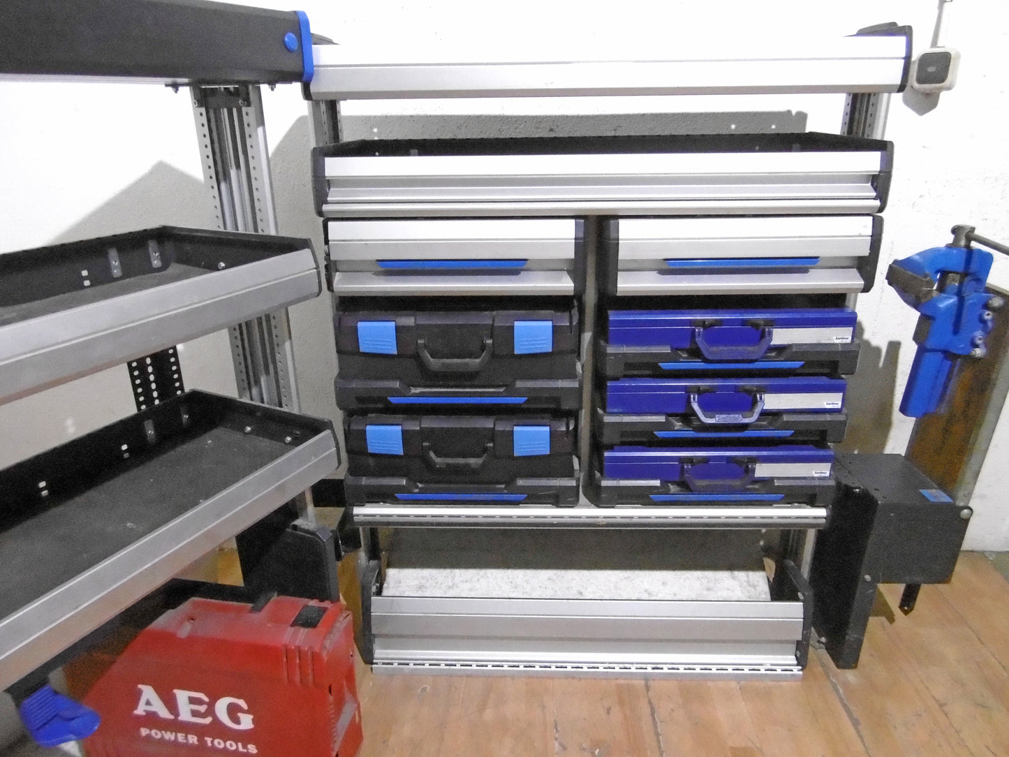 T-FES BAYERN/NÜRNBERG gebrauchte SR 5 SORTIMO Fahrzeugeinrichtung Vito T 6 Crafter Transit